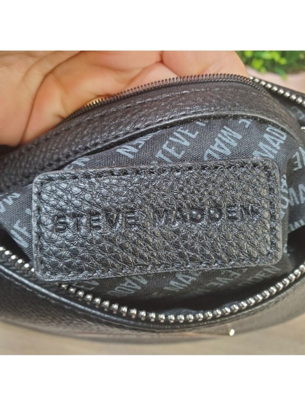 Steve Madden Black Pebble Leather Clutch Purse Medium Travel Bag - Picture 10 of 10